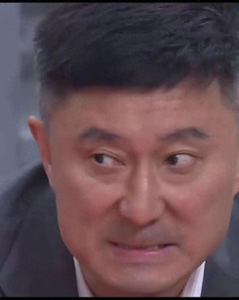 球速体育集团-愧对600万！3分9中1+空篮不中，不如新人，球迷：请给家政打替补