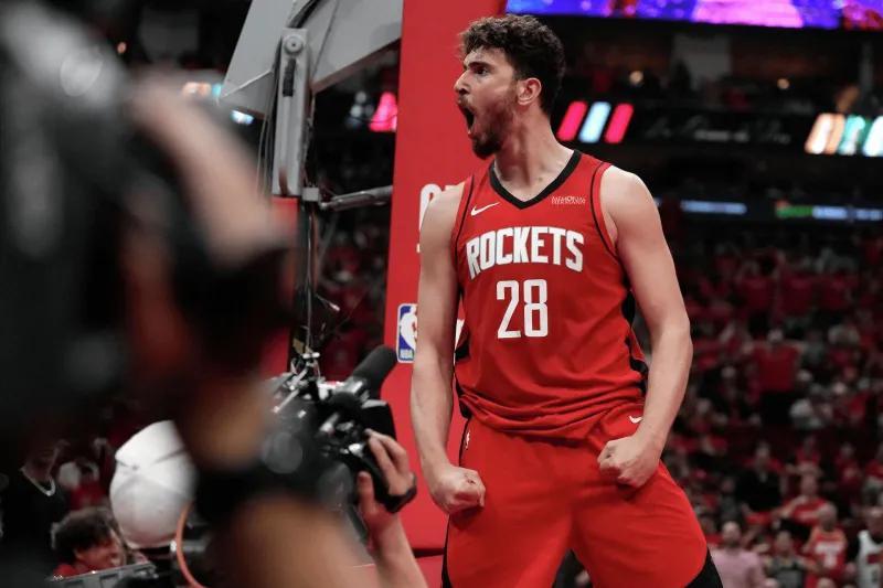 球速体育官网-火箭110-105森林狼1喜3忧！申京展价值，乌度卡+2将隐患太大！